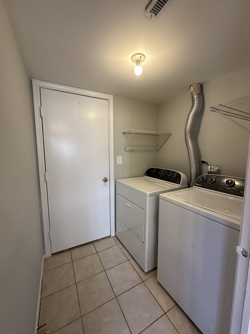 122 W 67th Street, Westmont, IL 60559