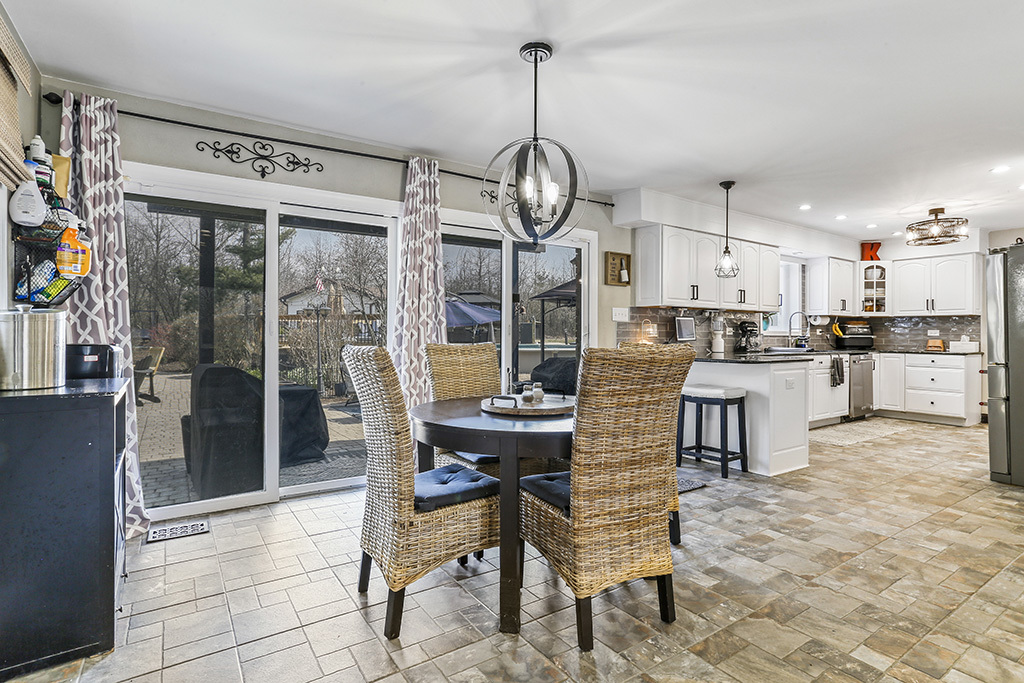 12001 Prairie Street, Lemont, IL 60439