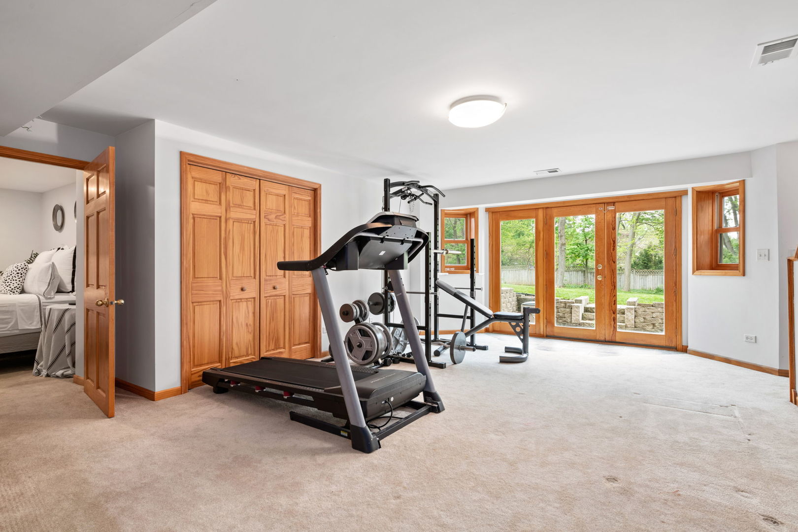 369 Hawthorne Boulevard, Glen Ellyn, IL 60137