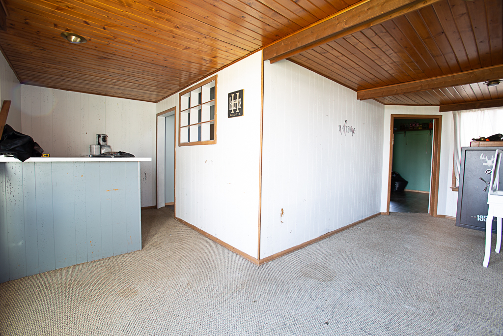 393 E Front Street, El Paso, IL 61738