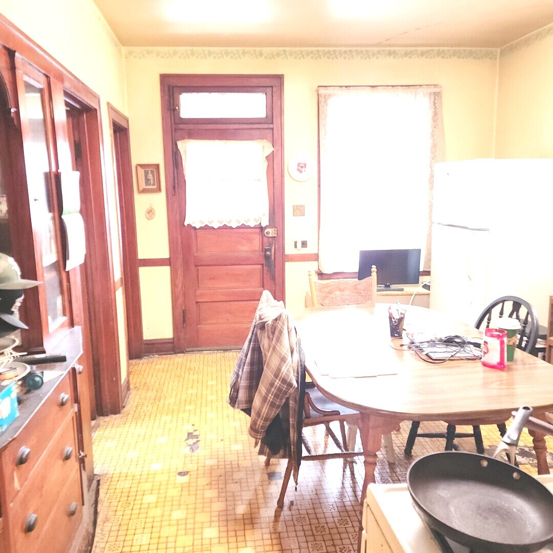 4539 S MOZART Street, Chicago, IL 60632