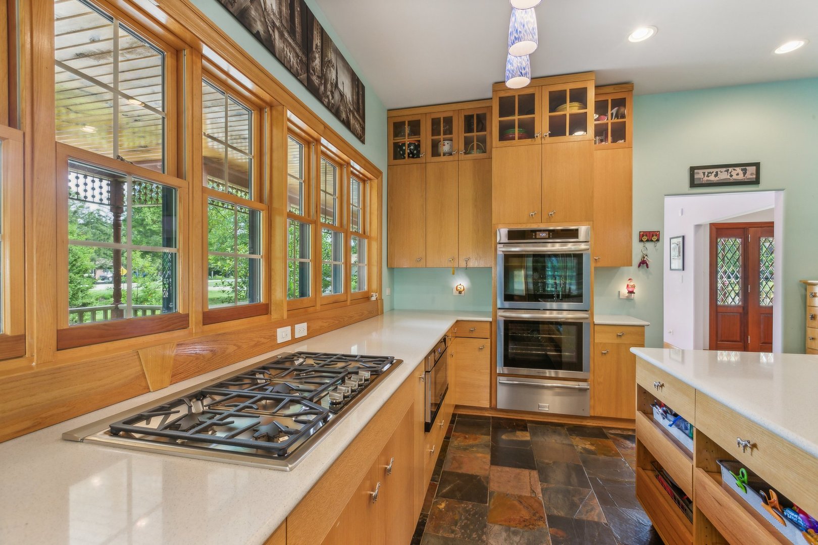 6022 Peck Avenue, La Grange Highlands, IL 60525
