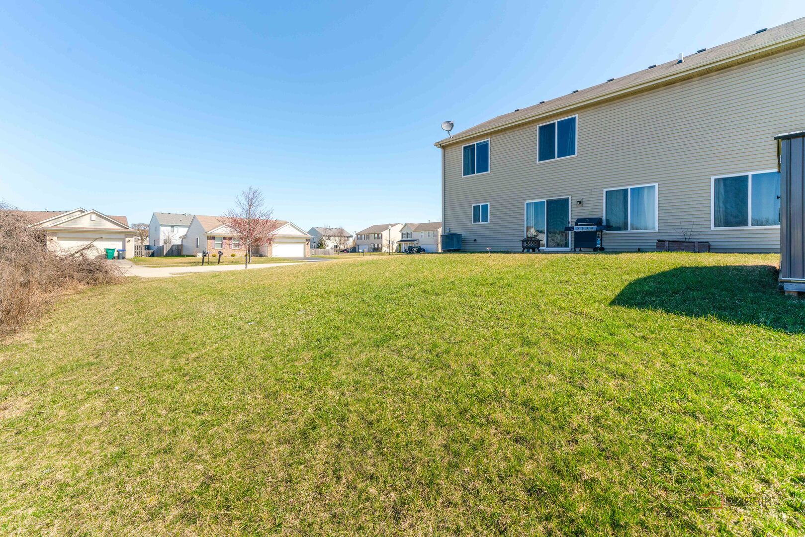 39862 Waterloo Drive, Beach Park, IL 60083