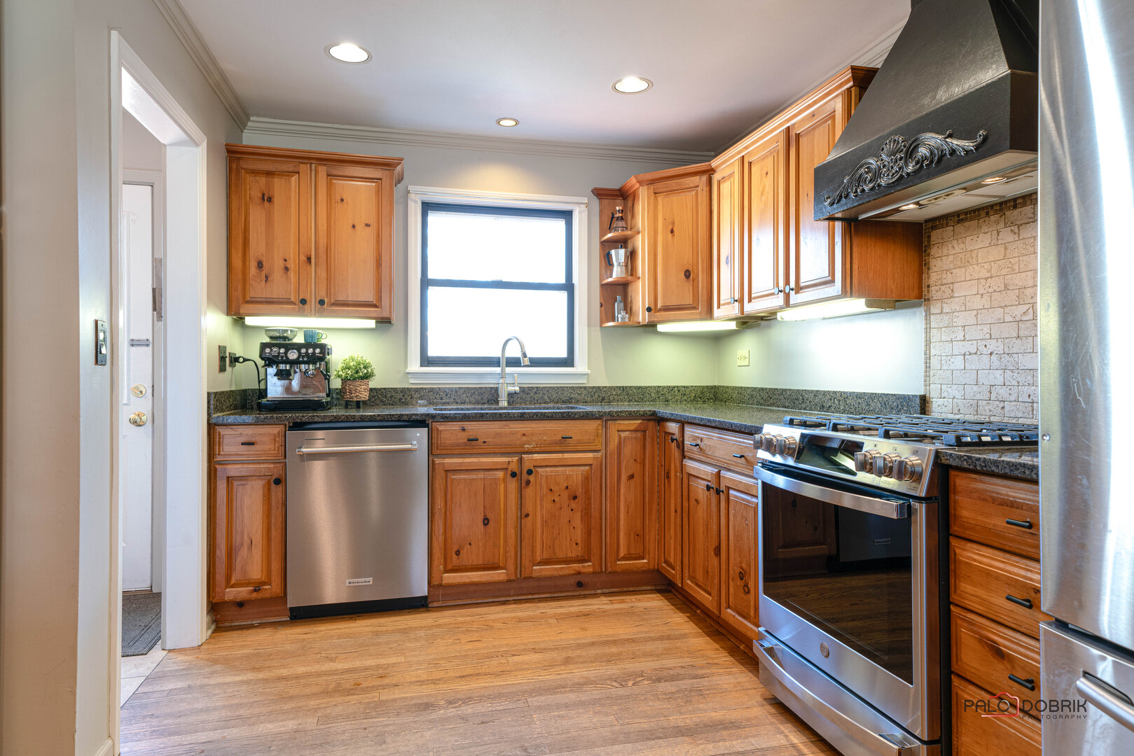 19 Eastwood Avenue, Port Barrington, IL 60010