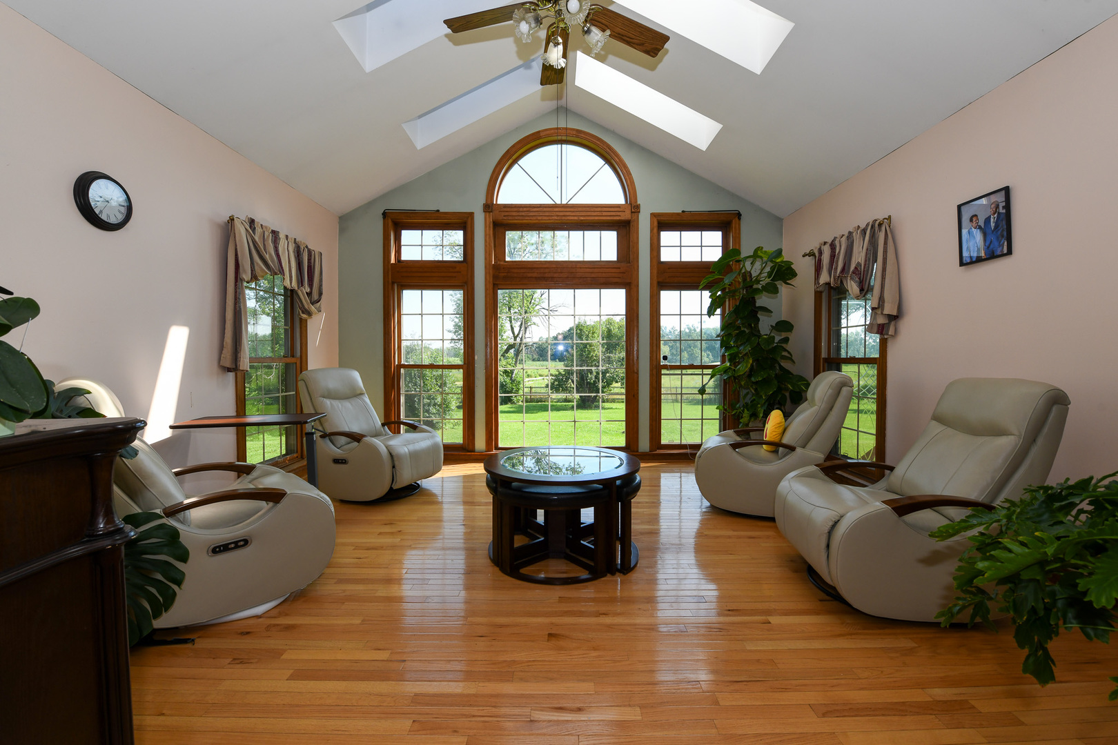 22170 W Mitchell Lane, Antioch, IL 60002