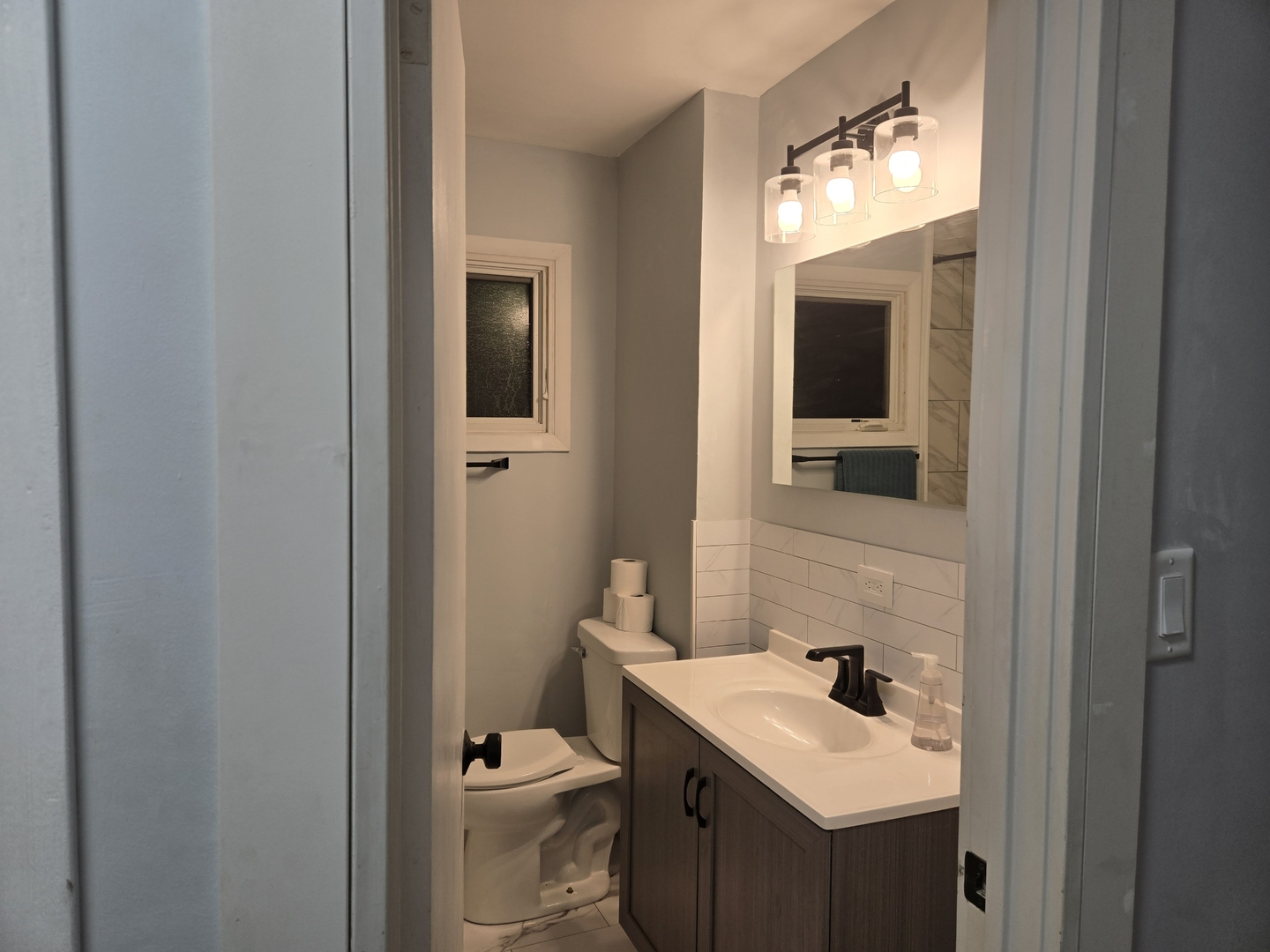 1530 Charles Drive, Glendale Heights, IL 60139