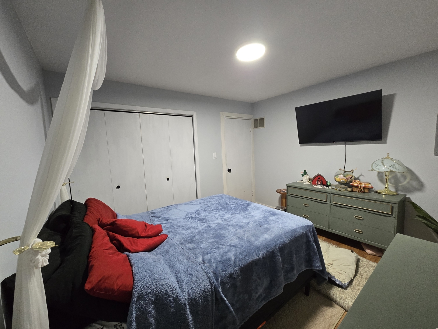 1530 Charles Drive, Glendale Heights, IL 60139