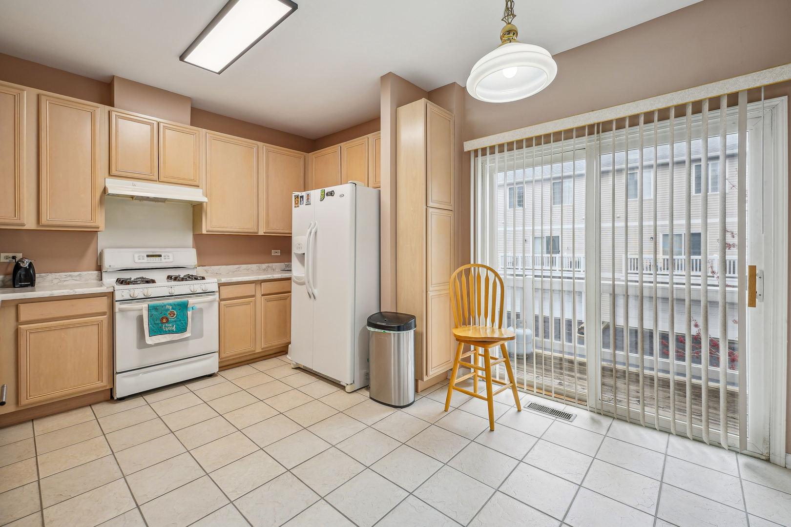 1018 Savoy Court, Elk Grove Village, IL 60007