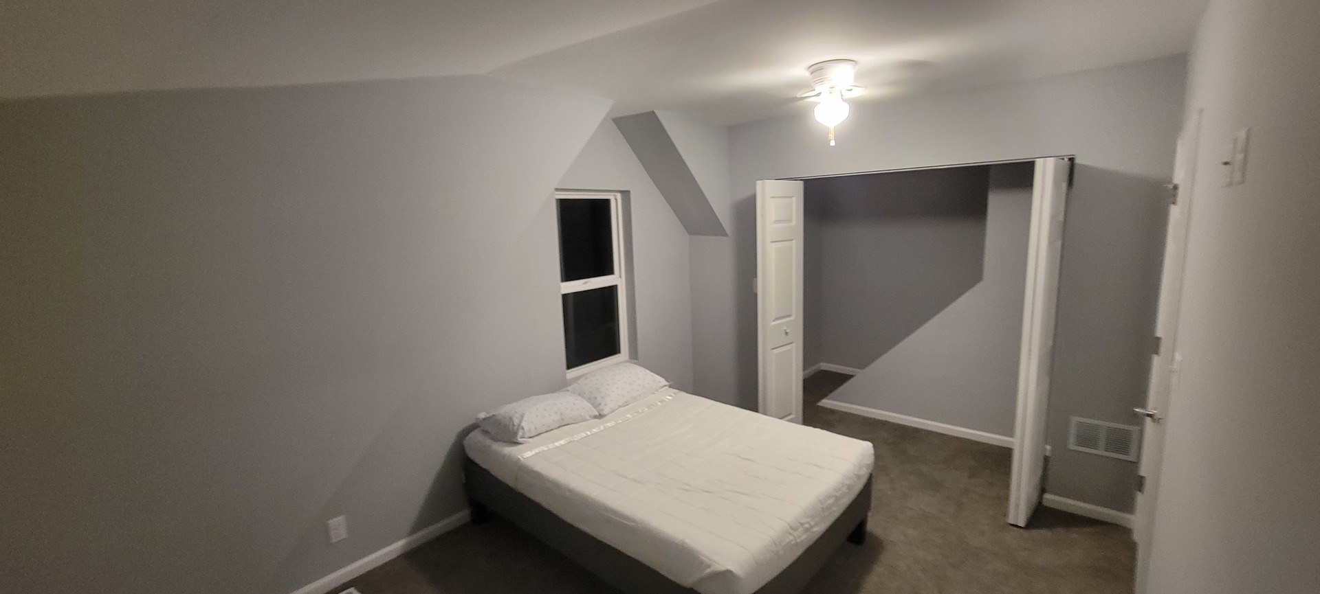 42310 N Woodbine Avenue, Antioch, IL 60002