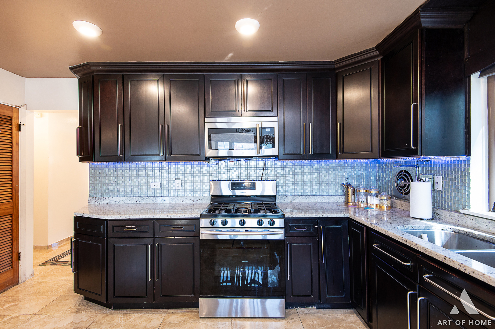 1895 Welwyn Avenue, Des Plaines, IL 60018