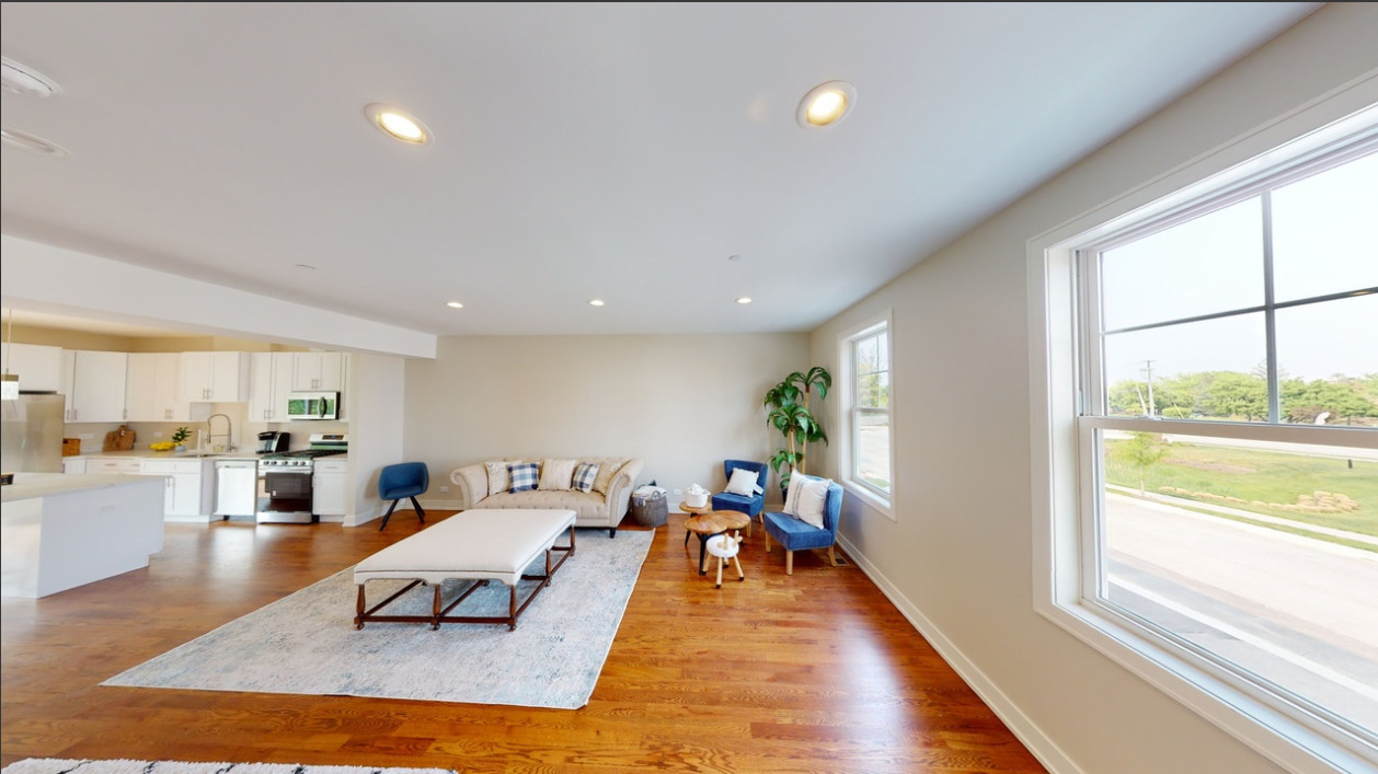 504 Highland Parkway, Itasca, IL 60143