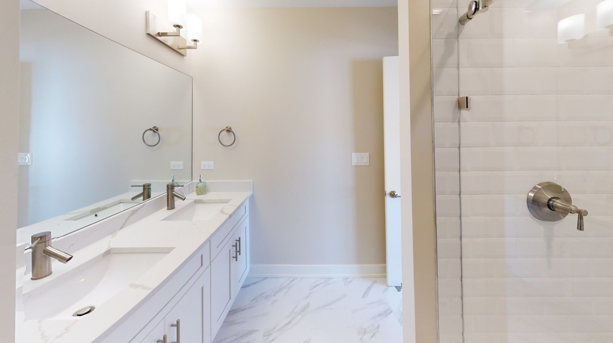 504 Highland Parkway, Itasca, IL 60143