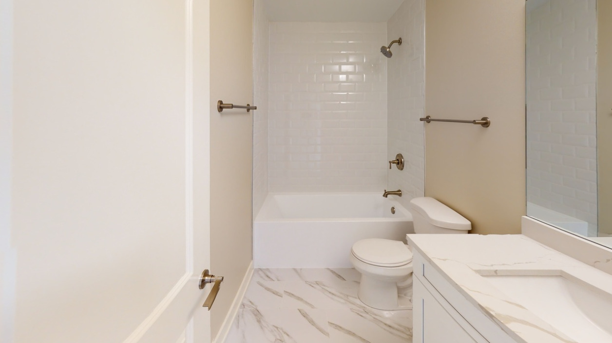 504 Highland Parkway, Itasca, IL 60143