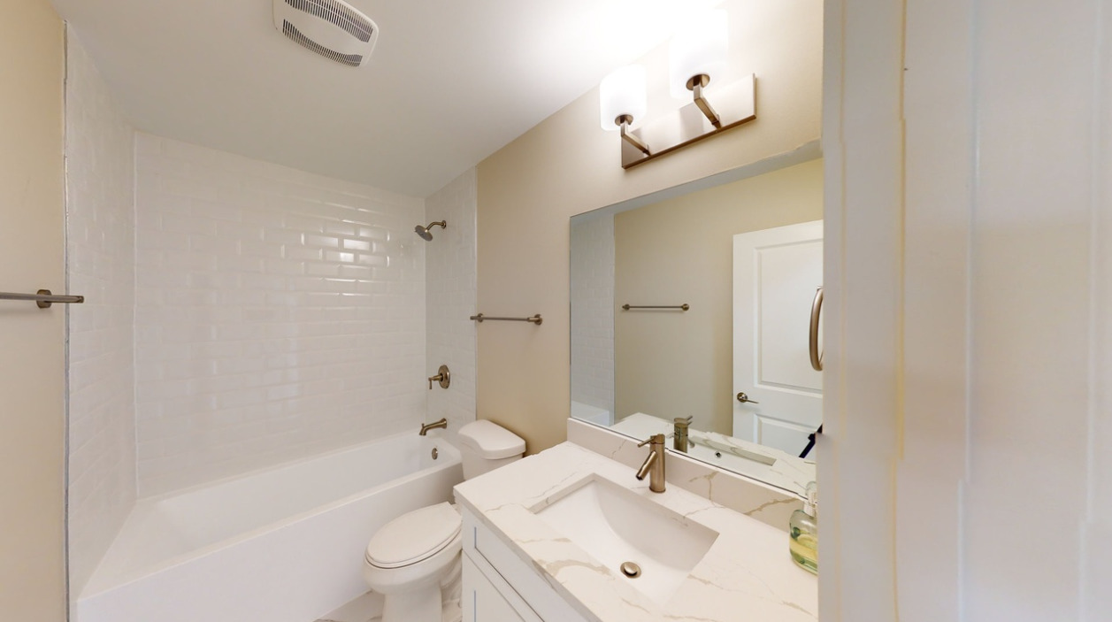 504 Highland Parkway, Itasca, IL 60143