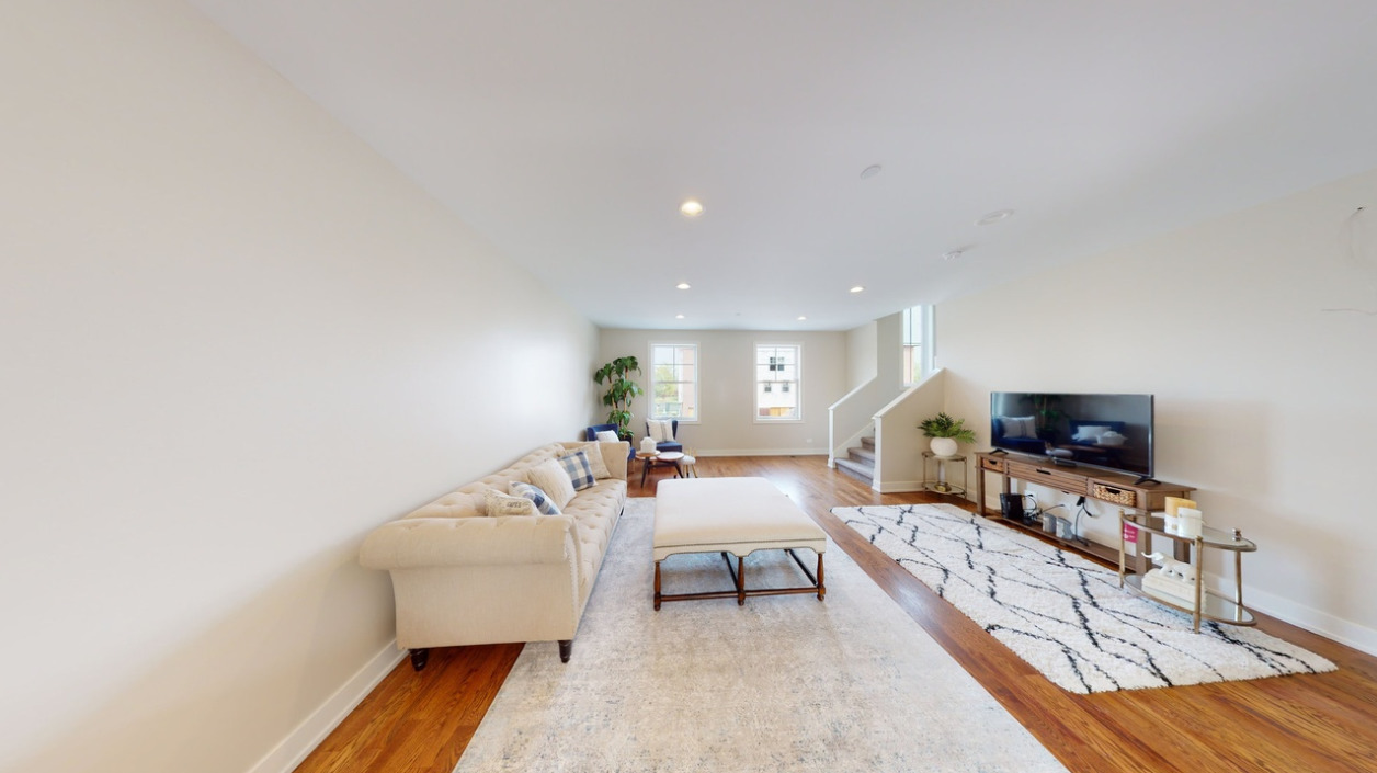 504 Highland Parkway, Itasca, IL 60143