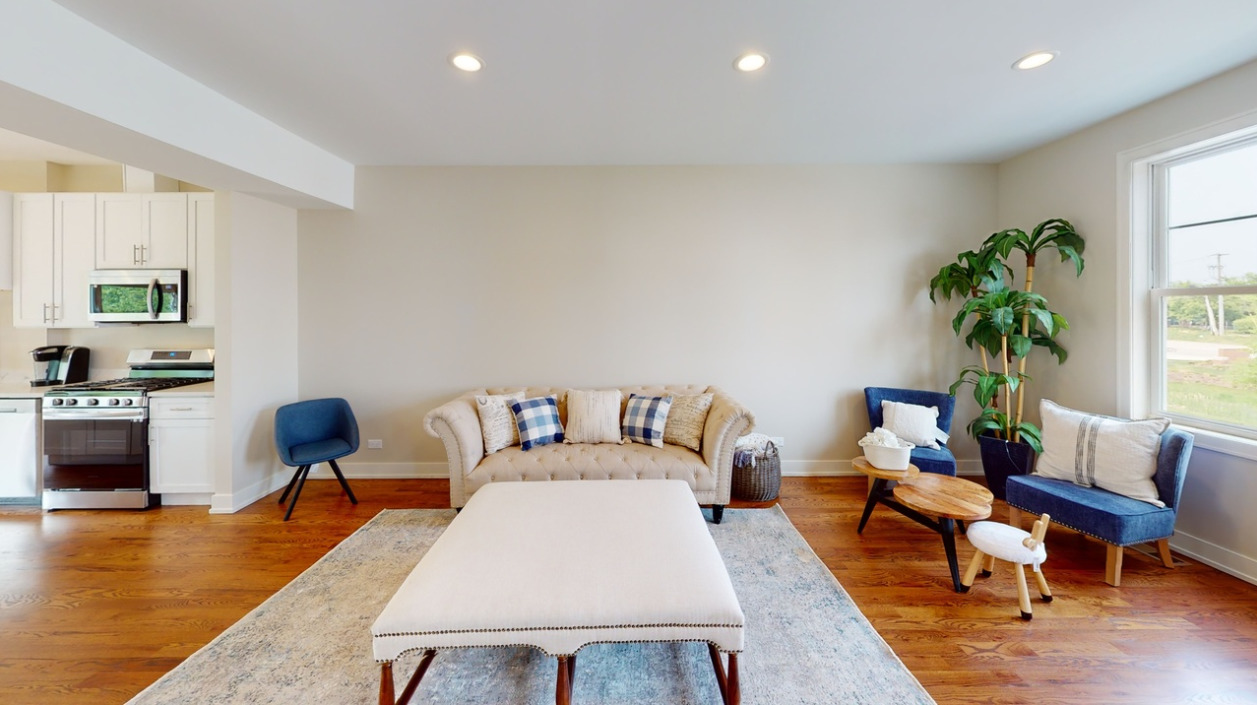 504 Highland Parkway, Itasca, IL 60143