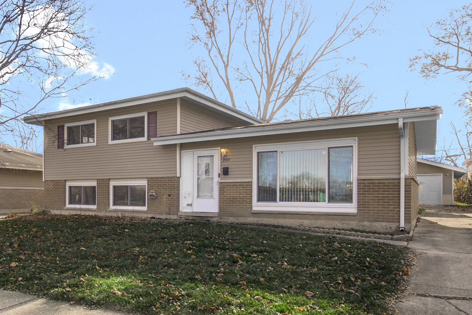 209 Illinois Street, Park Forest, IL 60466