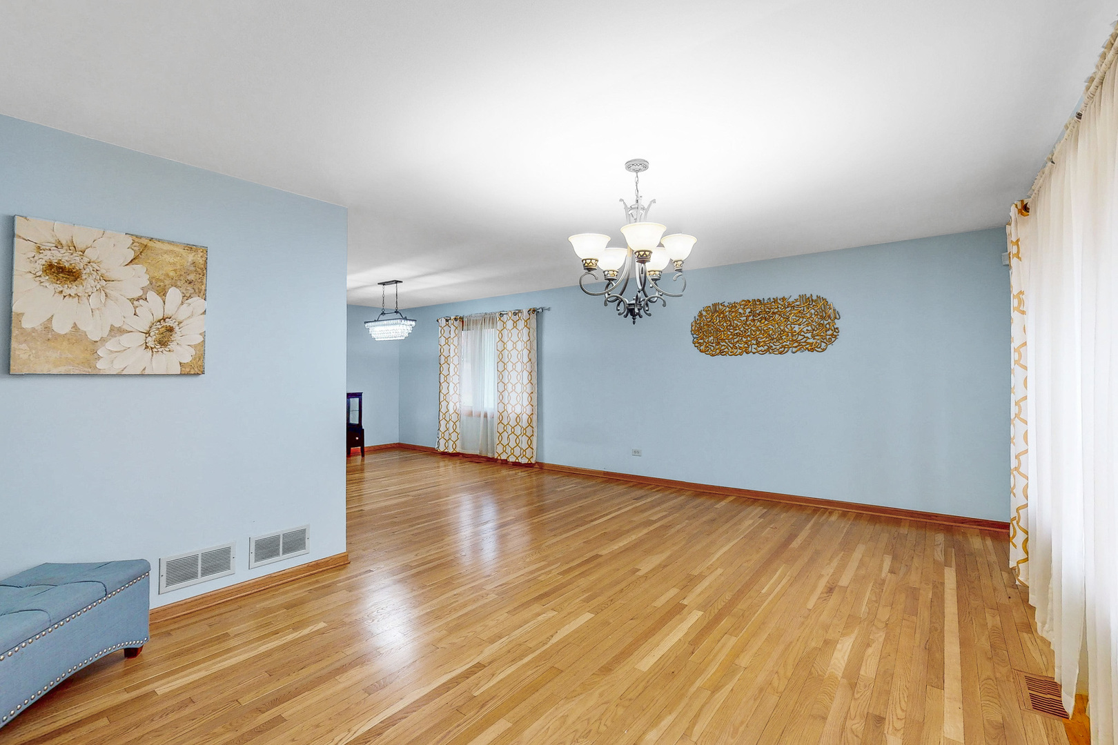 1767 W Goldengate Drive, Addison, IL 60101