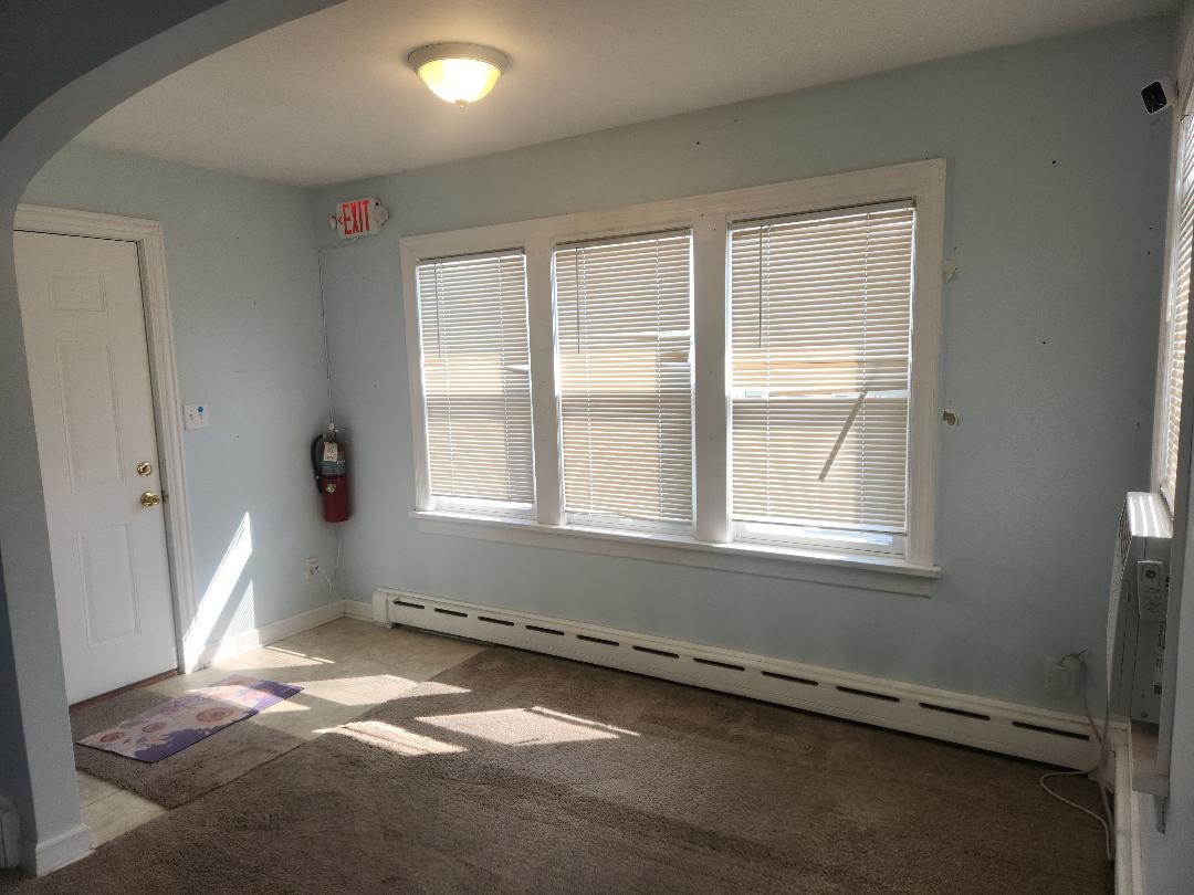 1305 COURT Street, McHenry, IL 60050