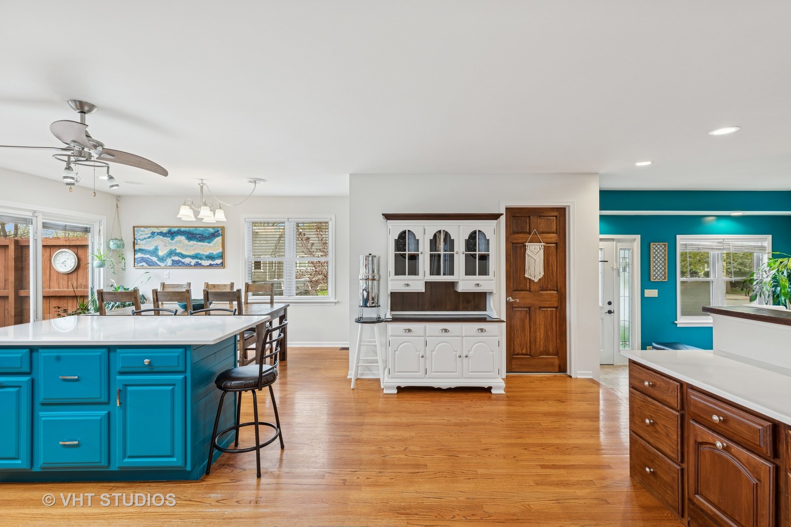 213 S Hunter Street, Thornton, IL 60476