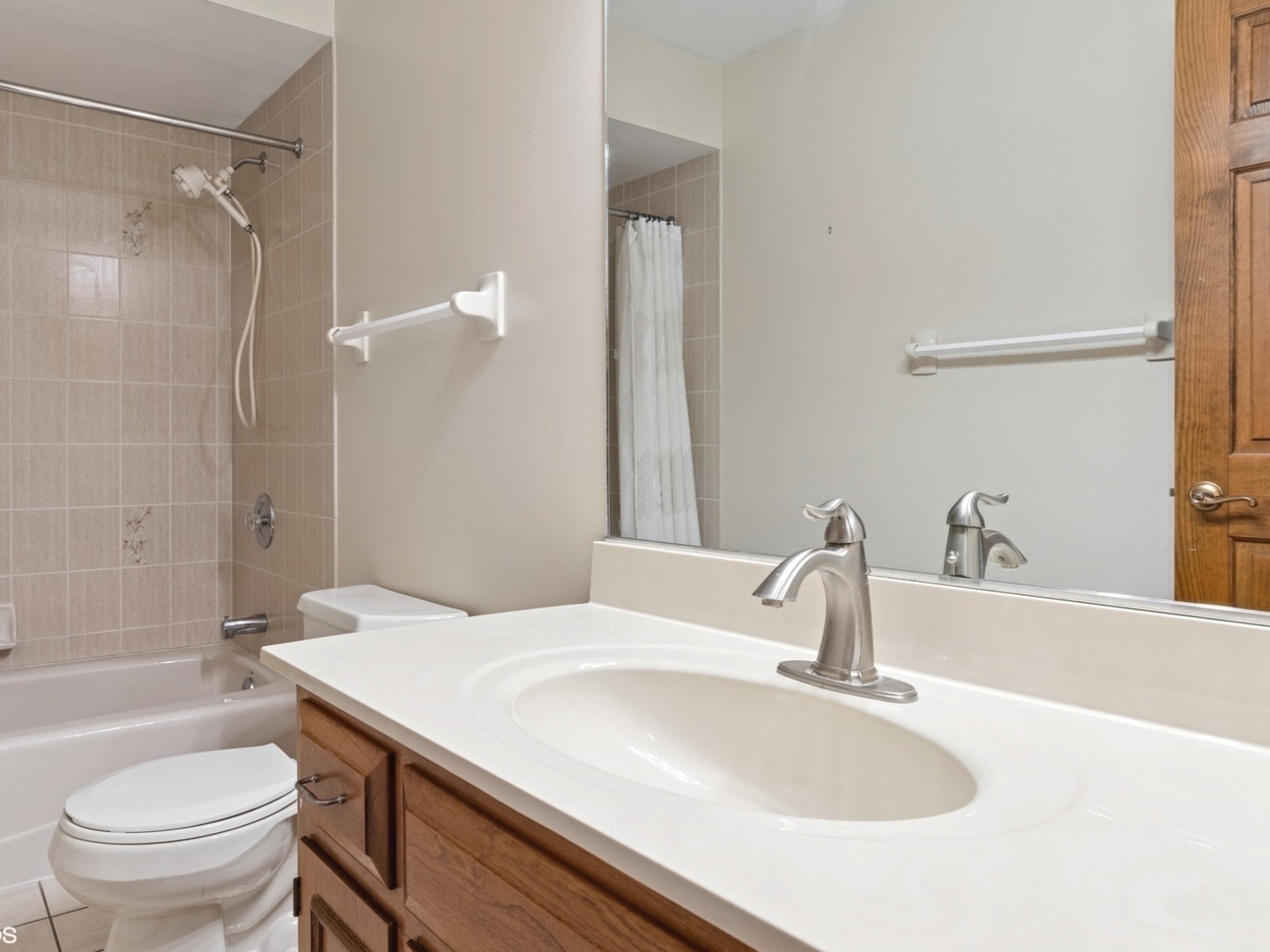 974 Lockwood Lane, Batavia, IL 60510