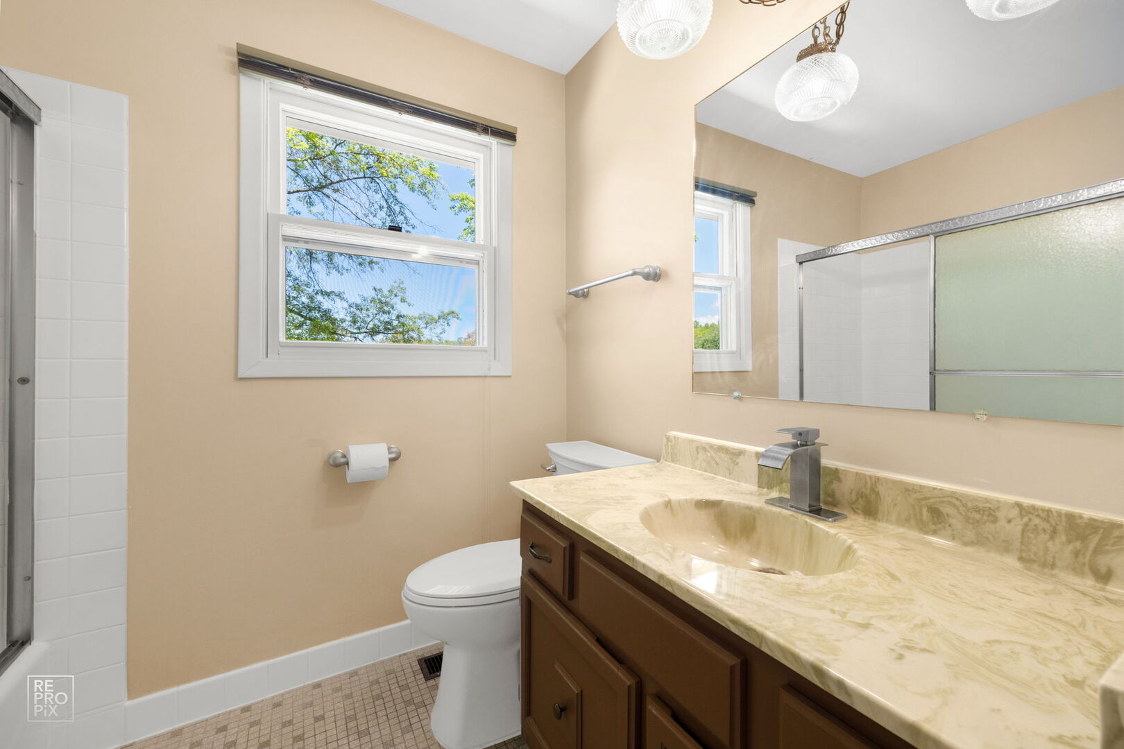 3141 CENTENNIAL Court, Highland Park, IL 60035