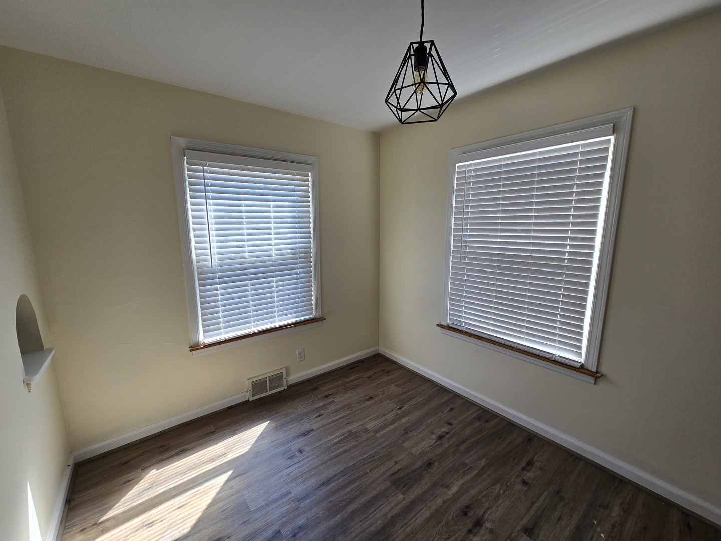 14628 Saint Louis Avenue, Midlothian, IL 60445