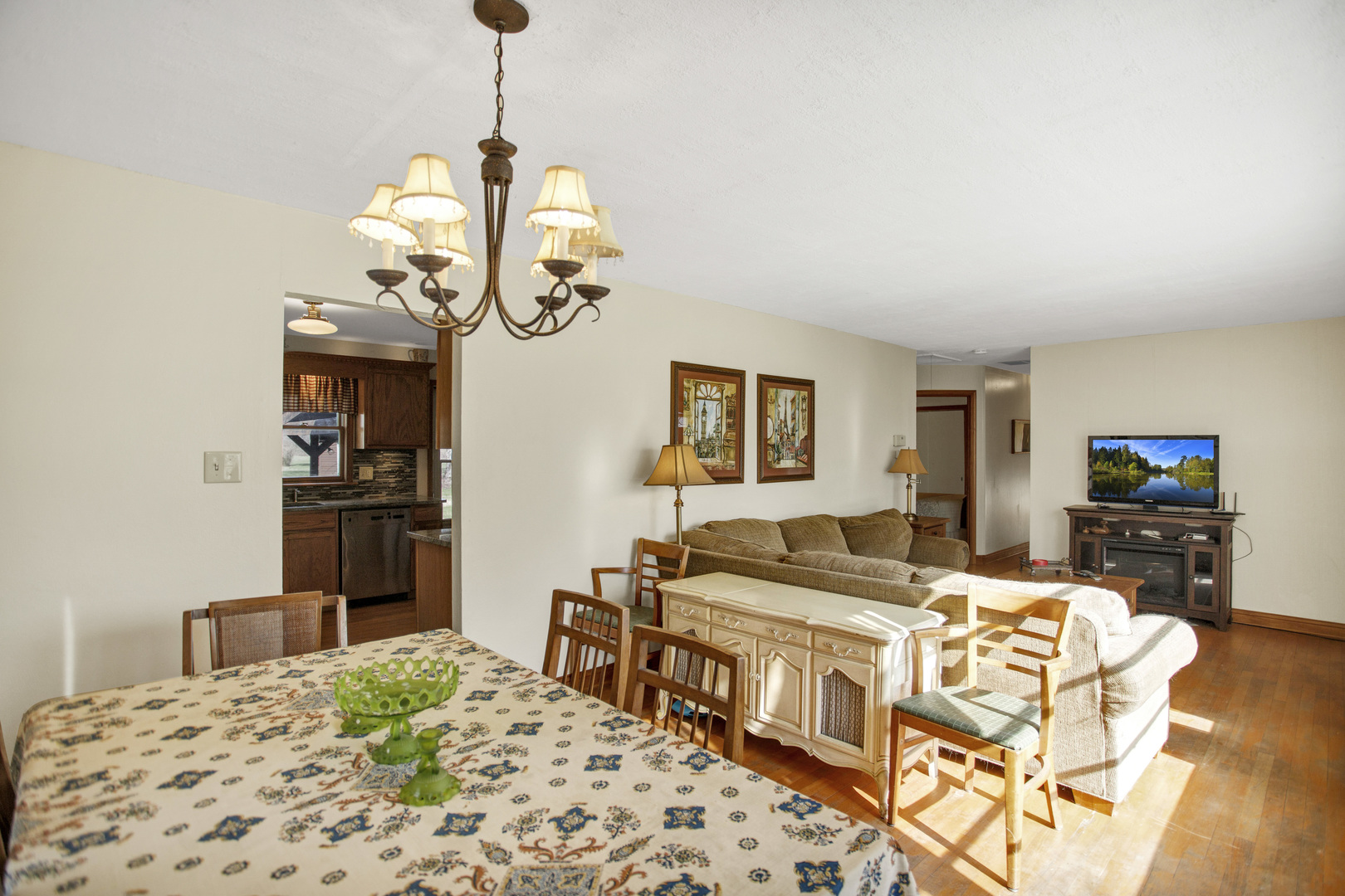 21130 Kildare Avenue, Matteson, IL 60443