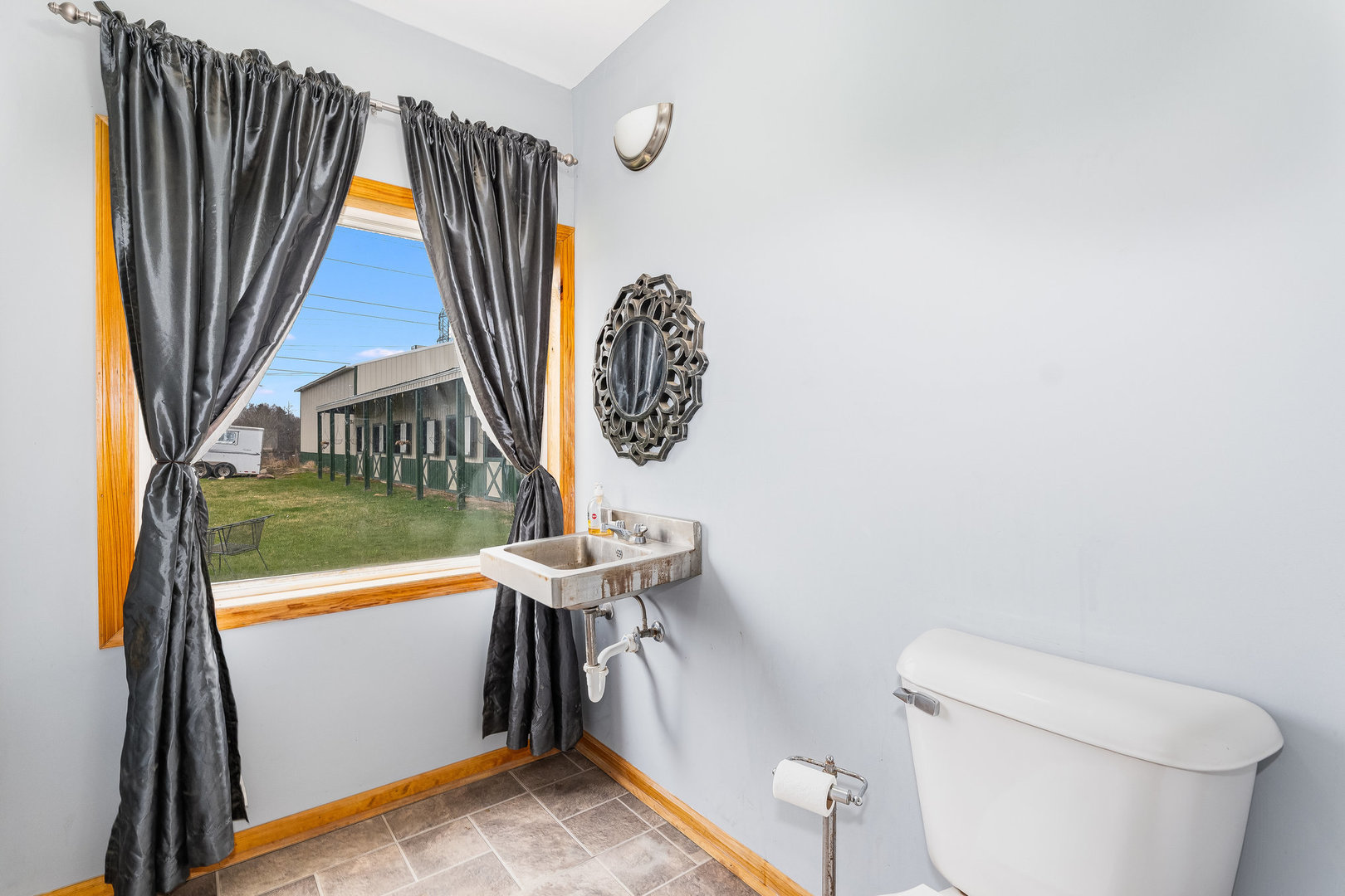 5116 Mt. Thabor Road, Woodstock, IL 60098