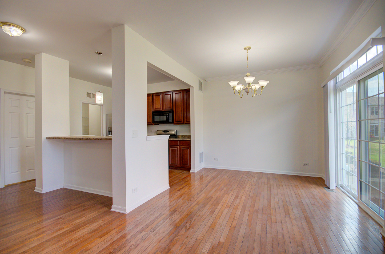 341 Grapevine Trail #341, Oswego, IL 60543