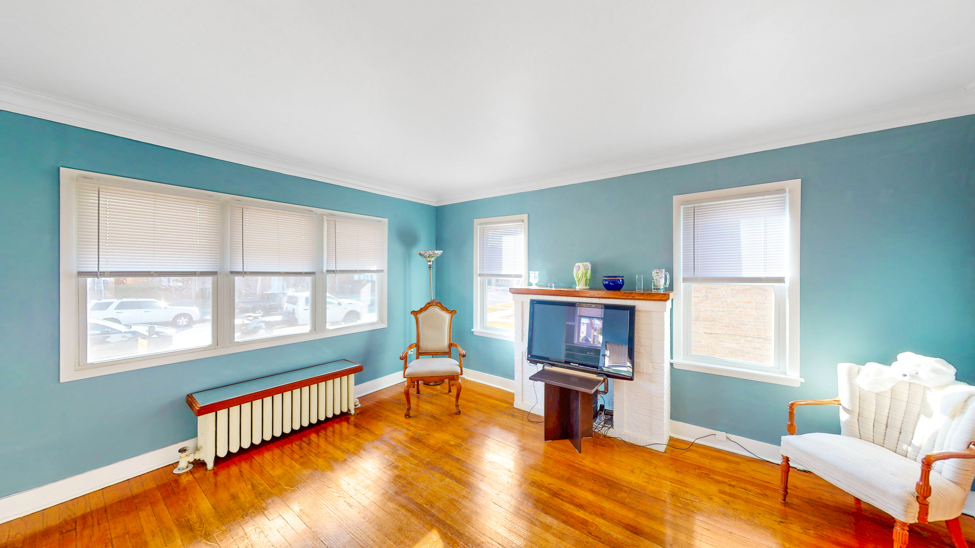 3508 N New England Avenue, Chicago, IL 60634