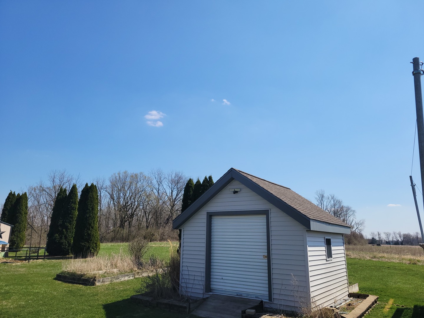310 E Butler Avenue, Grant Park, IL 60940