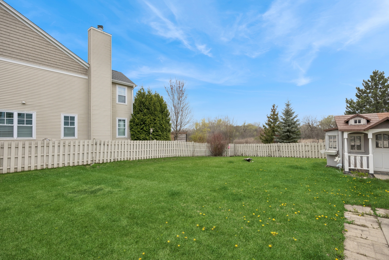 2239 Green Glade Way, Wauconda, IL 60084