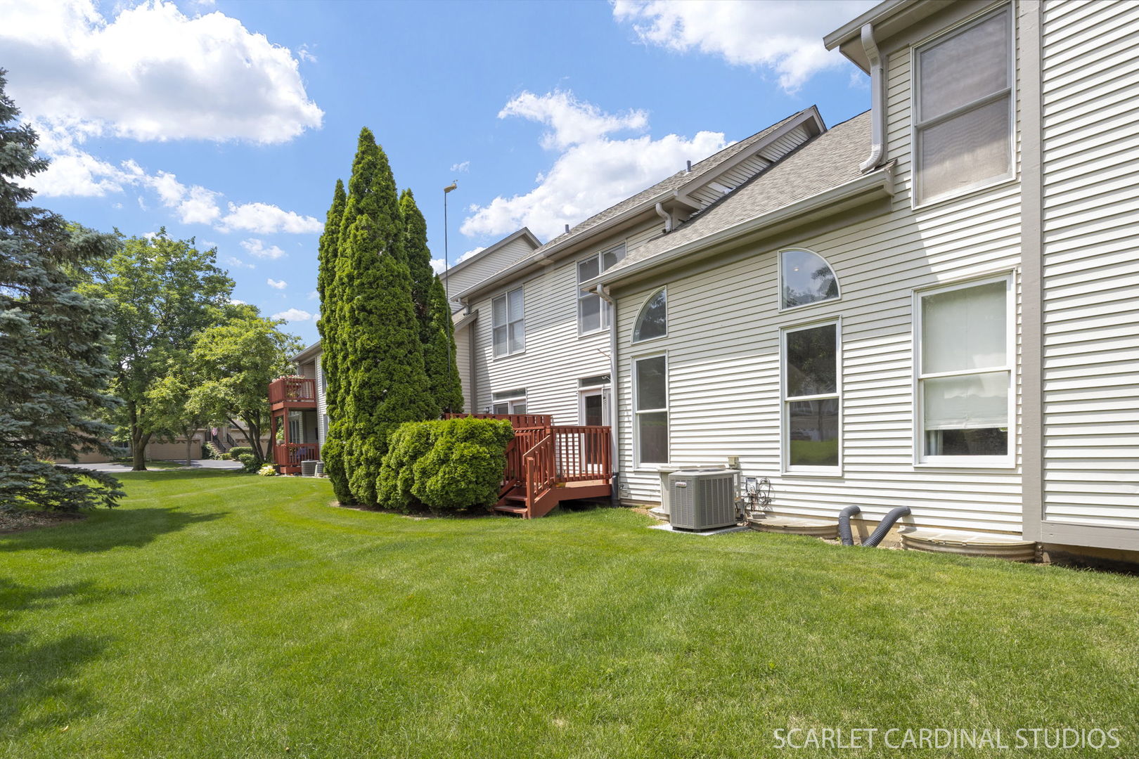 1520 Longbranch Court, Naperville, IL 60565