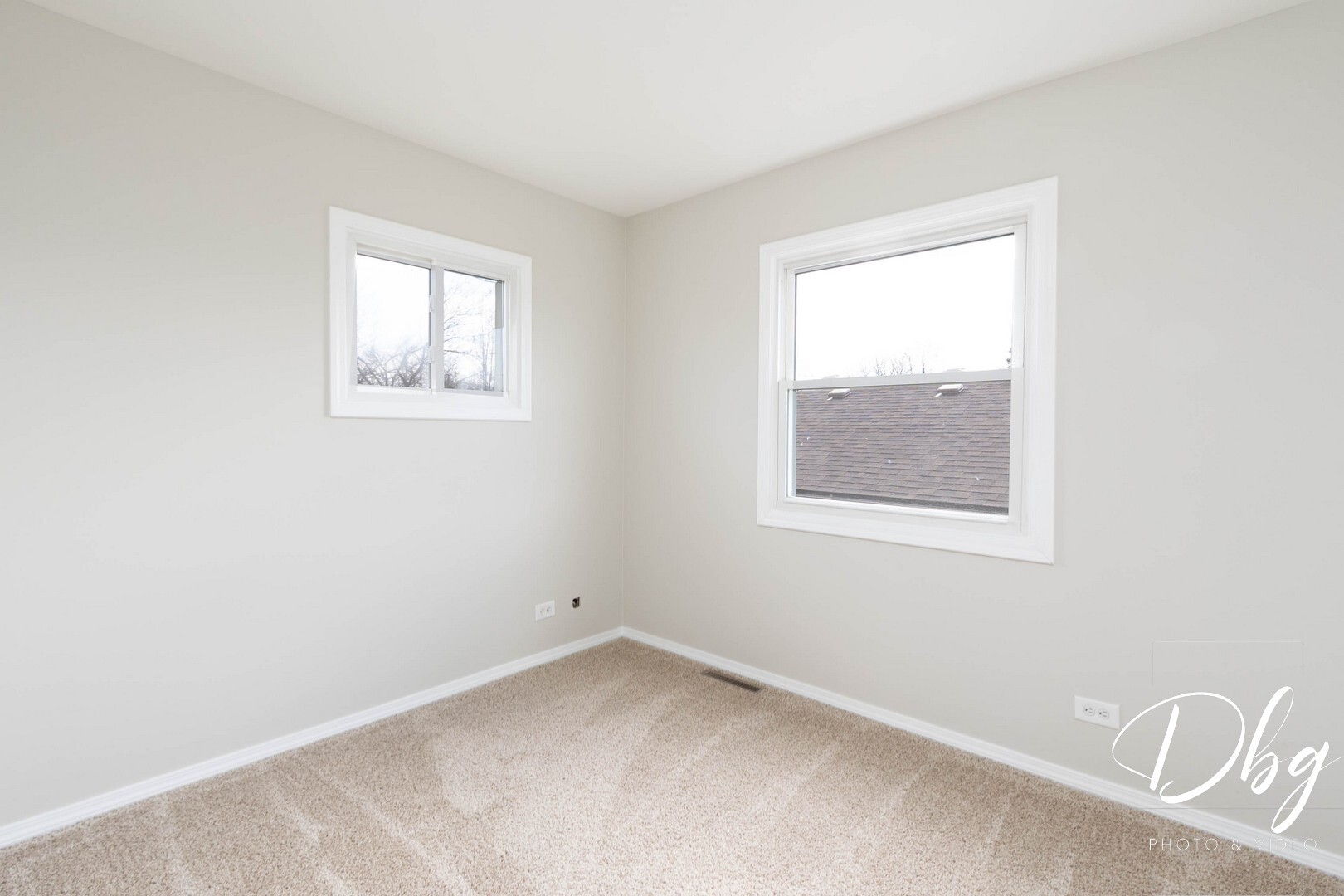 608 W Pheasant Court, Round Lake Beach, IL 60073