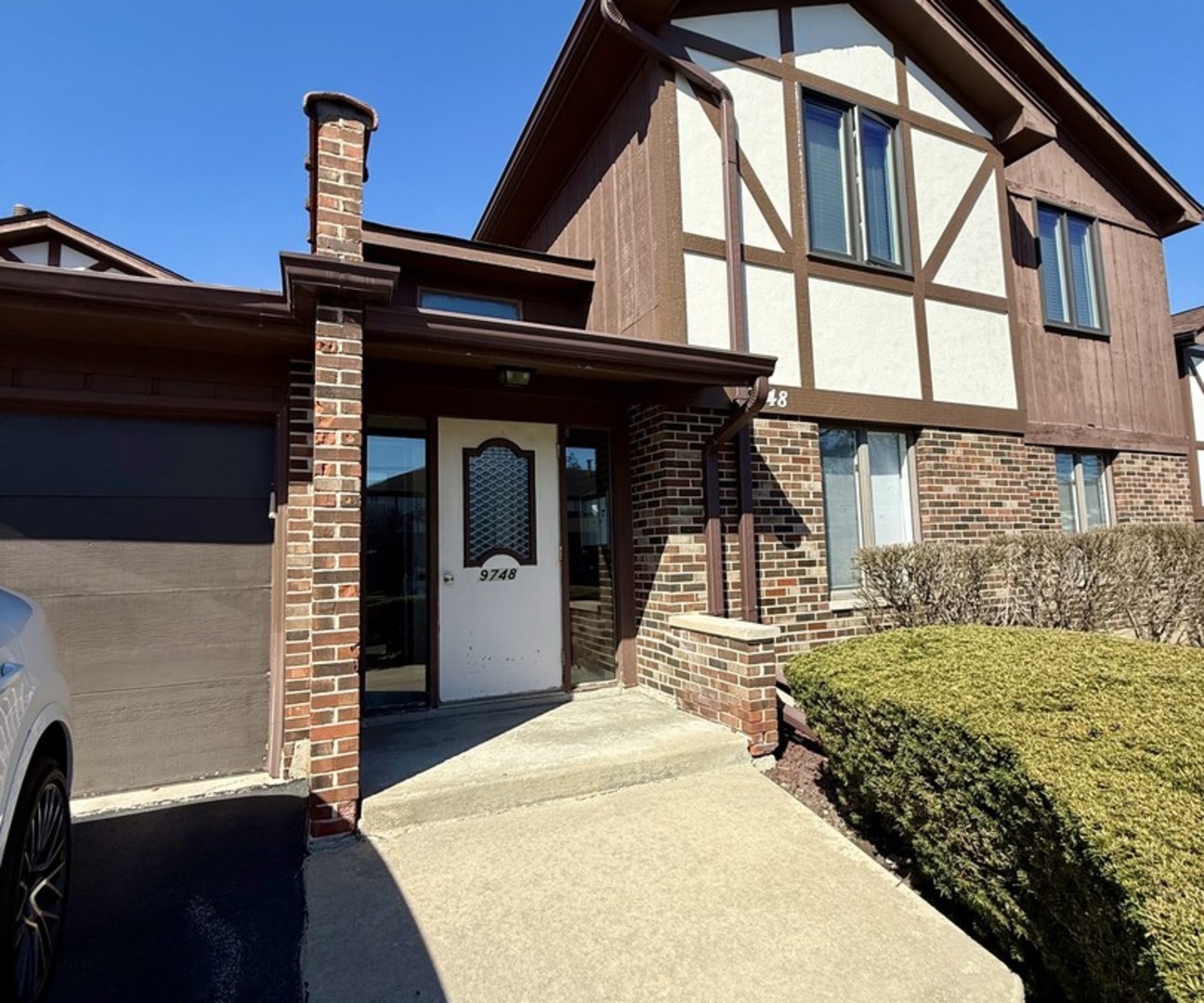 9748 Mill Drive #2E, Palos Park, IL 60464