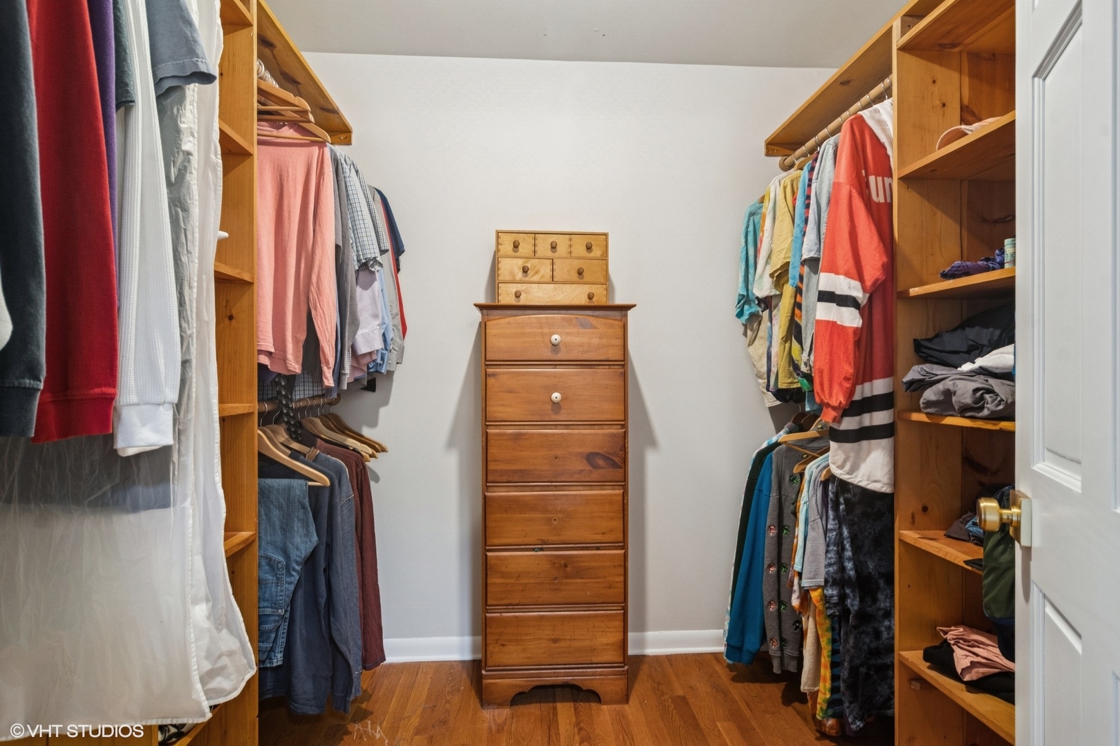 26 S Donald Avenue, Arlington Heights, IL 60004