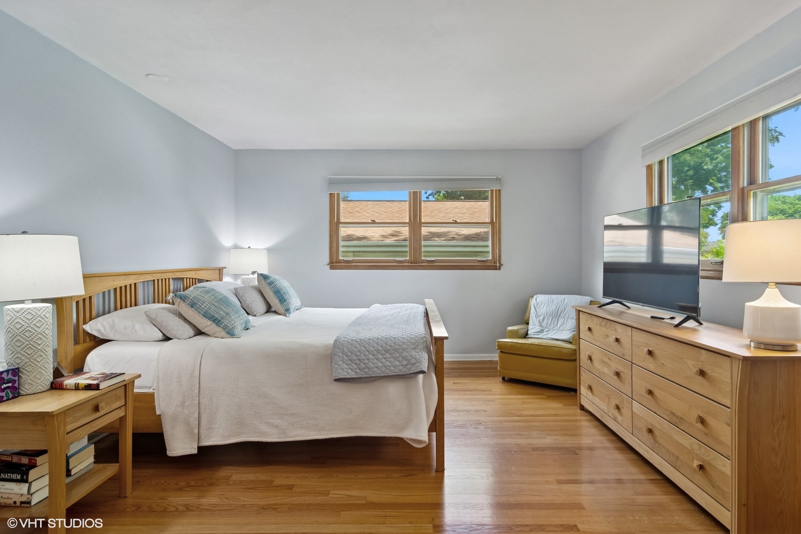 107 N Donald Avenue, Arlington Heights, IL 60004