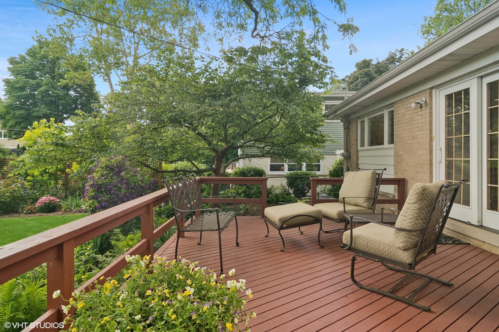 107 N Donald Avenue, Arlington Heights, IL 60004