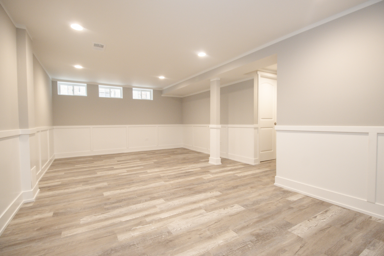 10155 S Indiana Avenue, Chicago, IL 60628