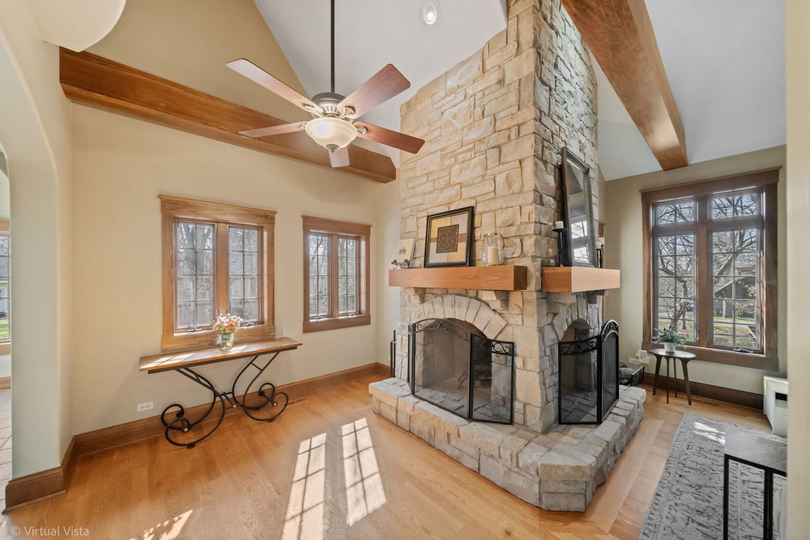 709 Prospect Avenue, Barrington, IL 60010