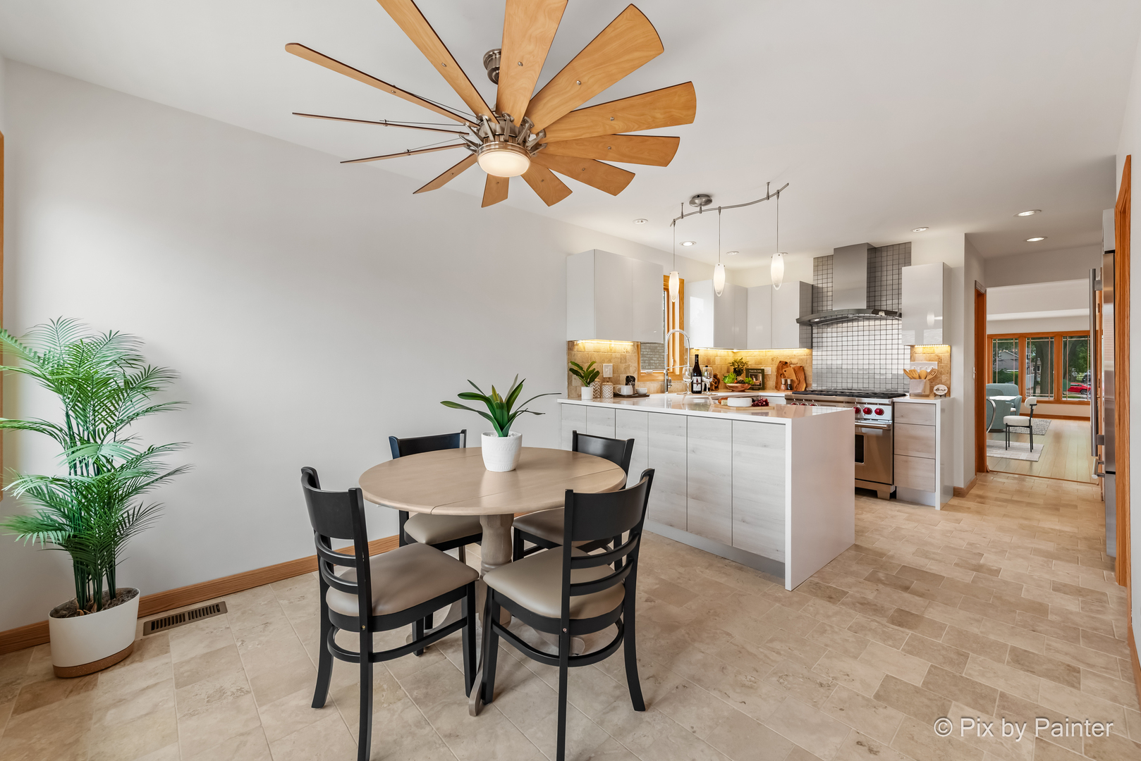 3757 N Oak Park Avenue, Chicago, IL 60634
