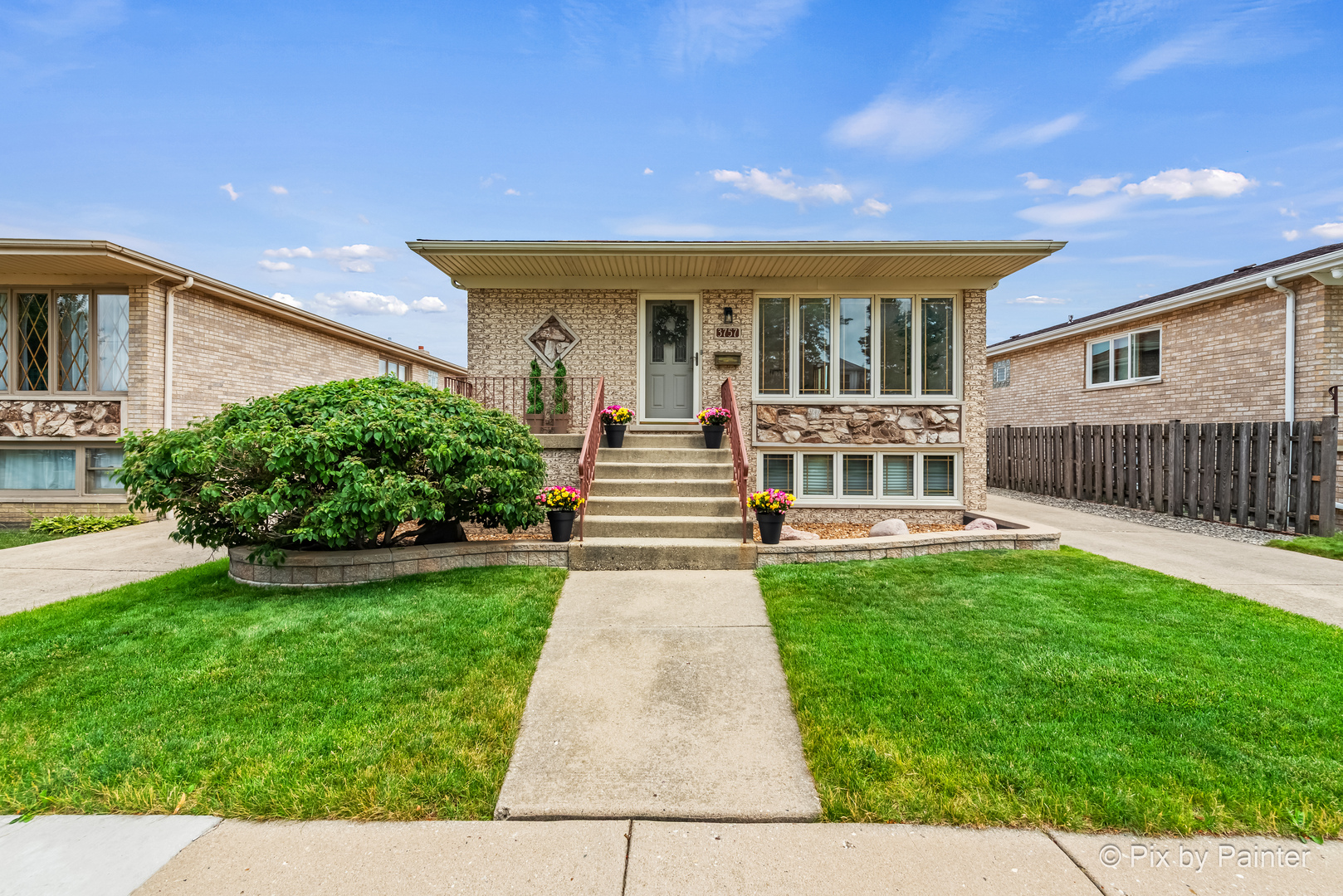 3757 N Oak Park Avenue, Chicago, IL 60634