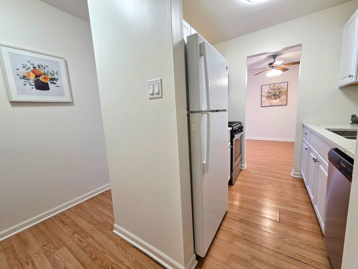 889 TRACE Drive #107, Buffalo Grove, IL 60089
