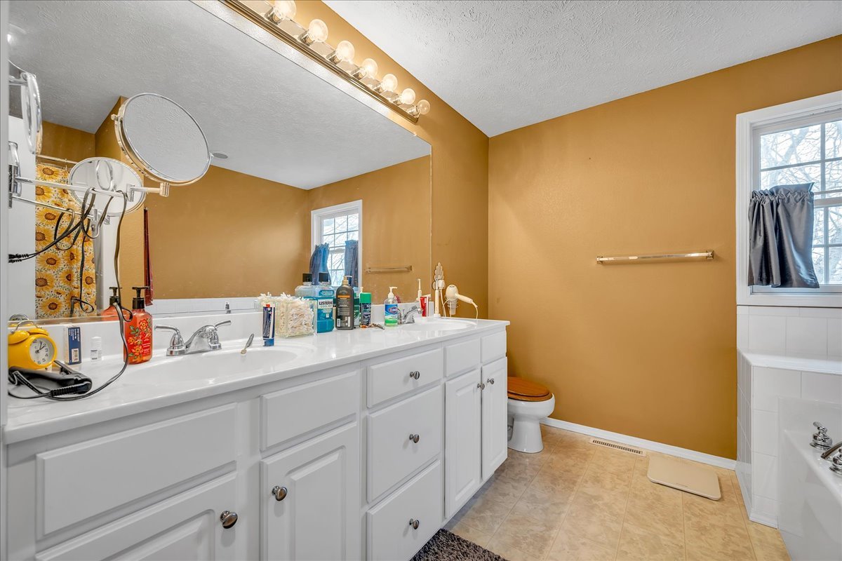 3310 Turquois Way, Normal, IL 61761