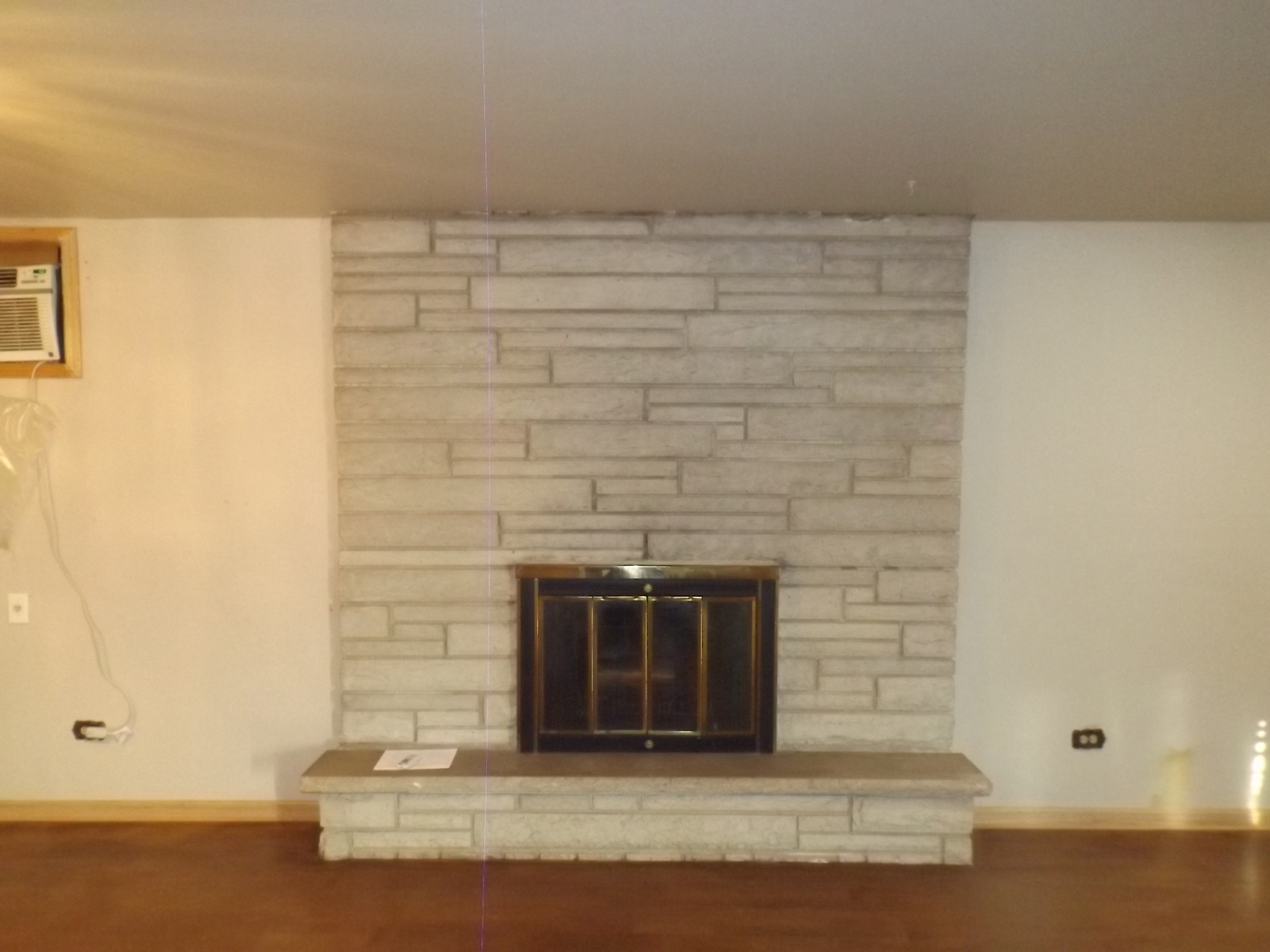 16315 Kenwood Avenue, South Holland, IL 60473