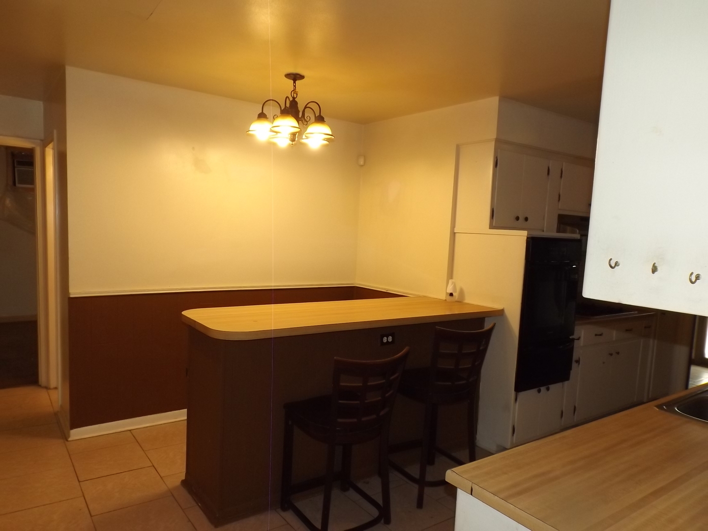 16315 Kenwood Avenue, South Holland, IL 60473