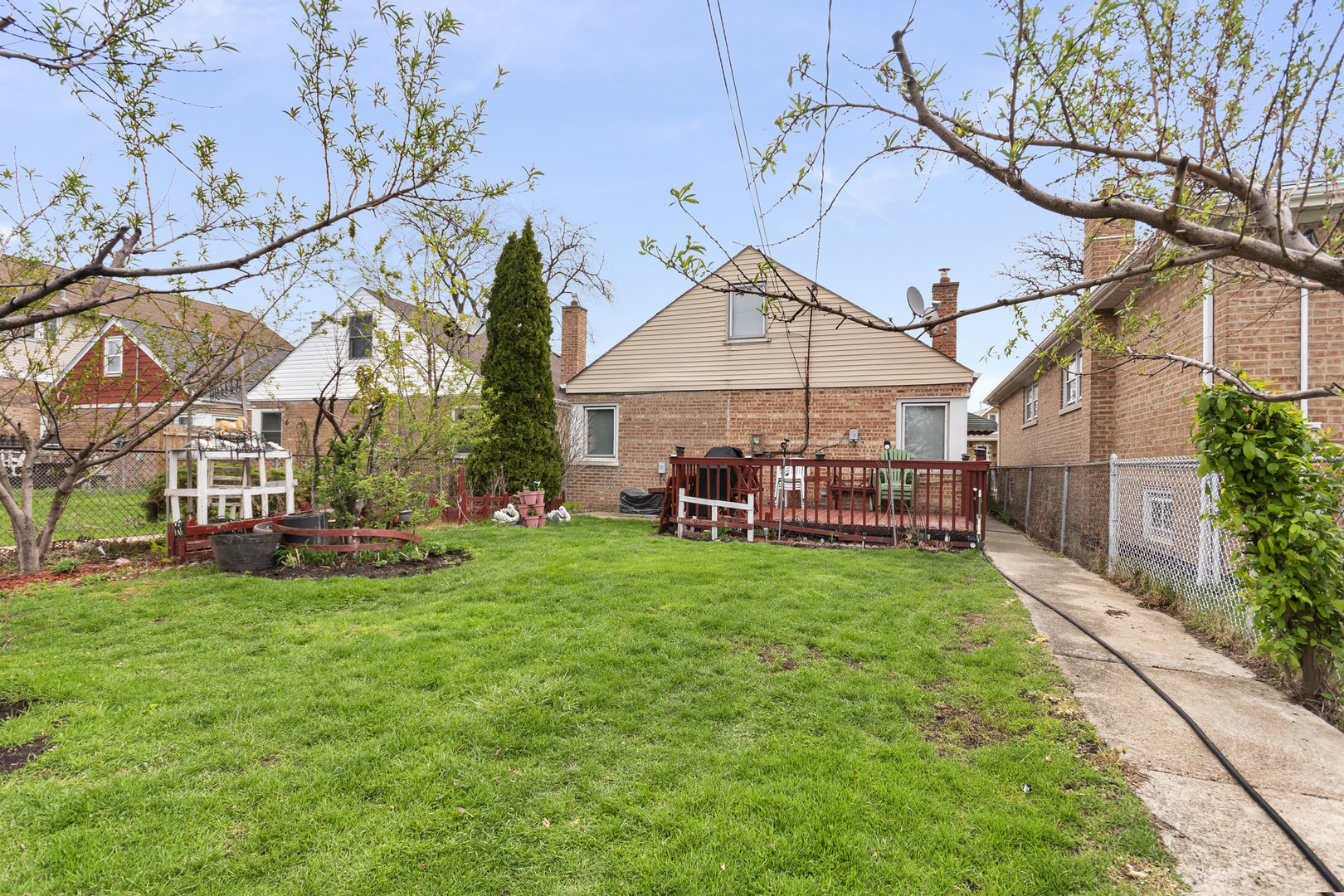 5536 S Monitor Avenue, Chicago, IL 60638