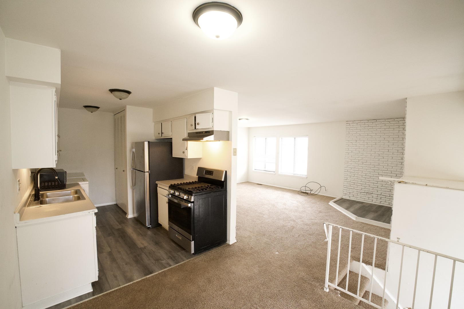 13 WILDWOOD Lane #H, Bolingbrook, IL 60440
