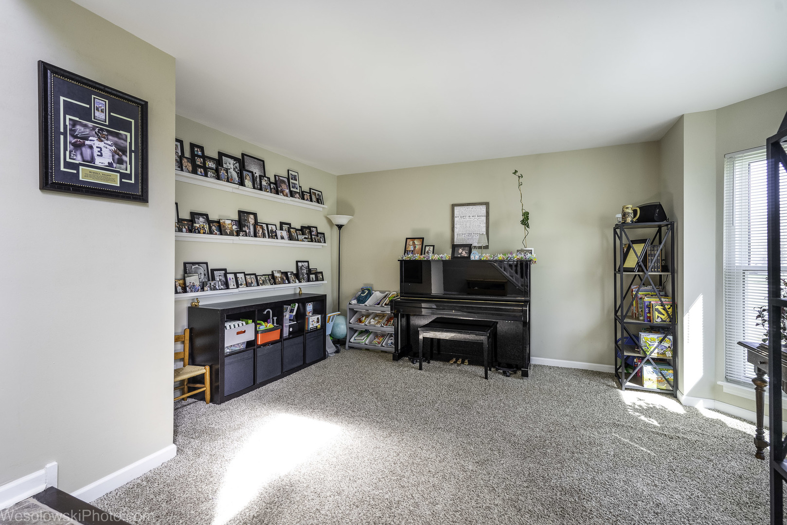 361 Windermere Way, Lake In The Hills, IL 60156